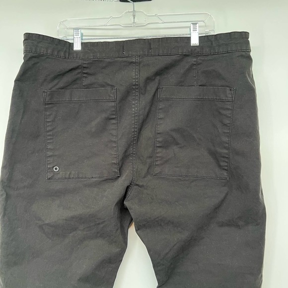 DL1961 Jay Track Chino Pants Men's Size 38x29 Black Drawstring Waist Tapered Leg - Picture 5 of 12